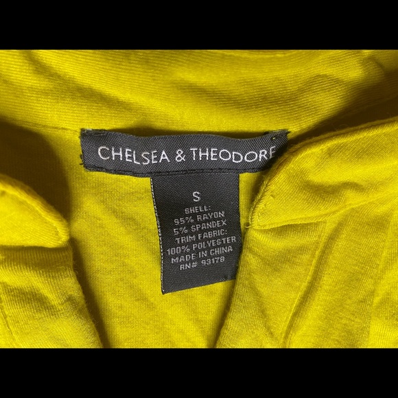 Chelsea & Theodore Sleeveless Tunic Top - Picture 8 of 16